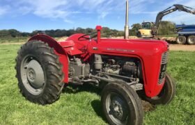 tractor-2988543_1280